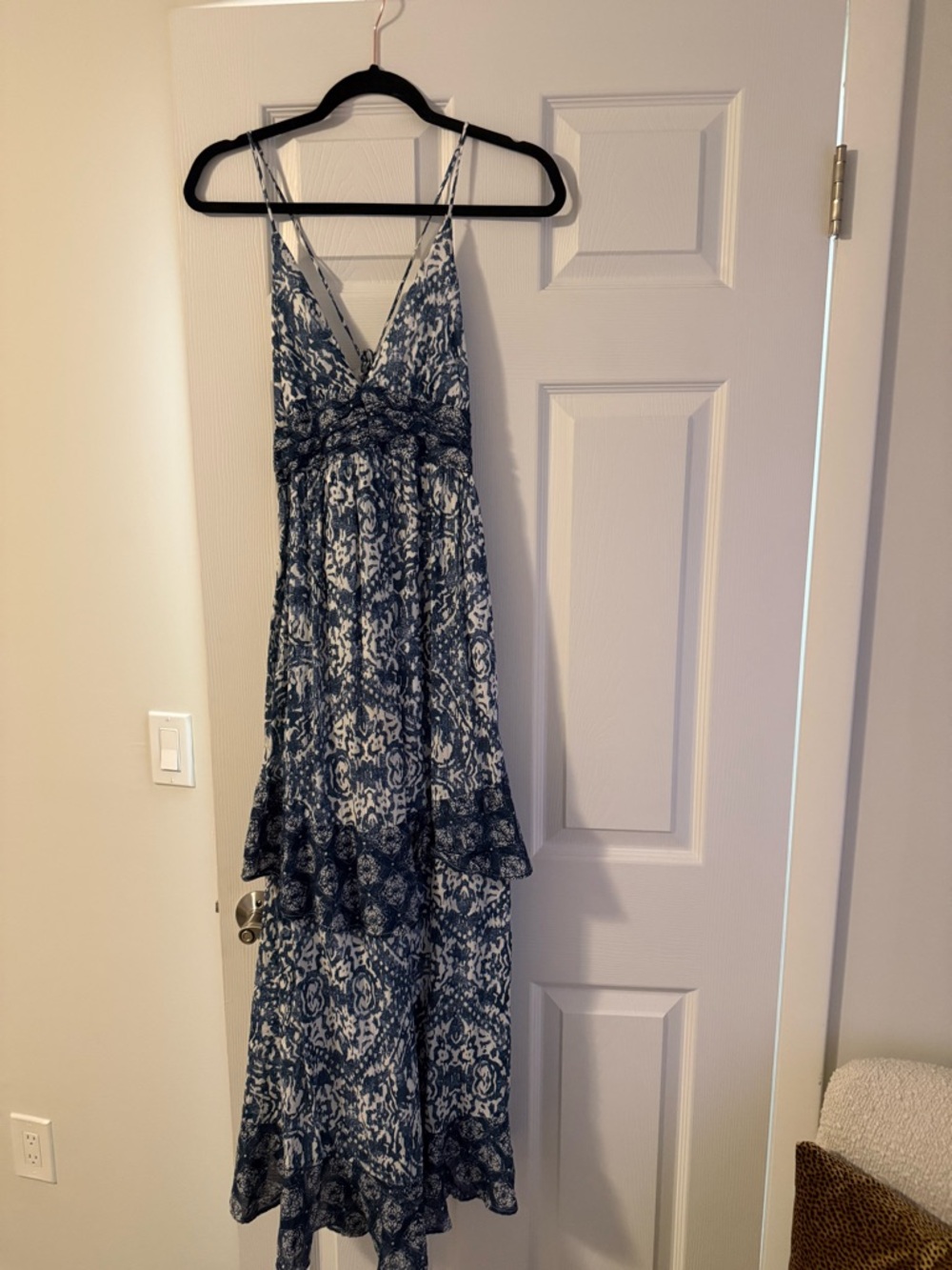 Abercrombie & Fitch Navy and White Patterned V‑Neck Maxi Dress